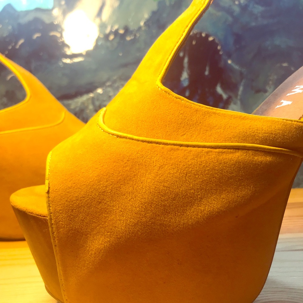 Enigma High Heels